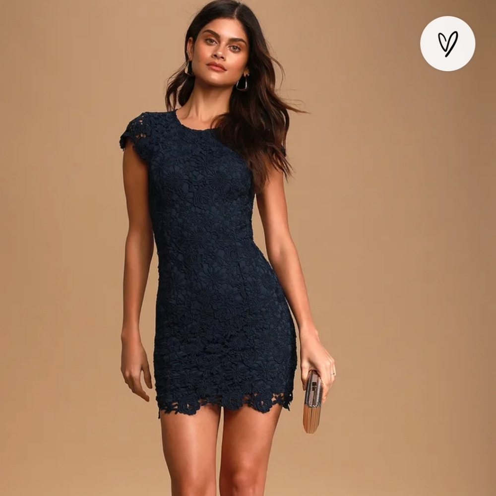 Backless dress in blue